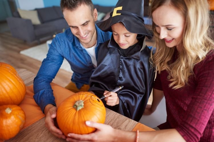 Best 3 Quick Pumpkin Carving Tips for Busy Families