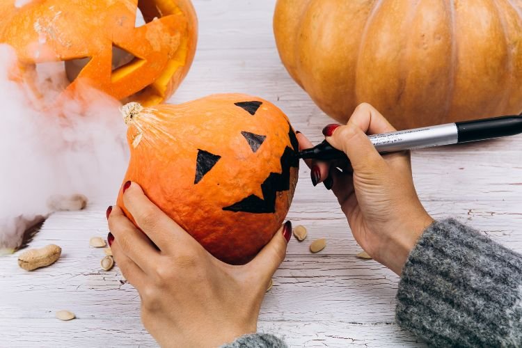 pumpkin carving kit