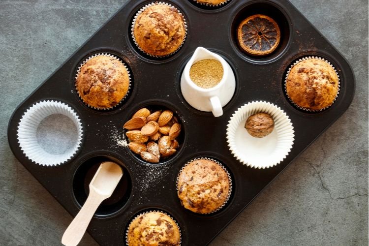 biscuit egg sausage muffins