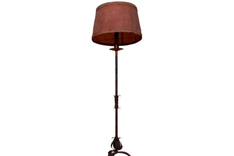 The Versatile Stiffel Floor Lamp